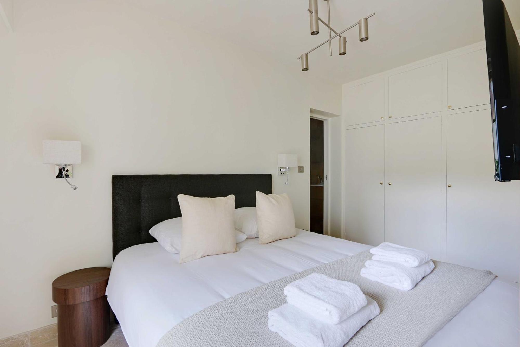 Chic Apartment - 1Br-4P - Place Des Vosges ปารีส ภายนอก รูปภาพ