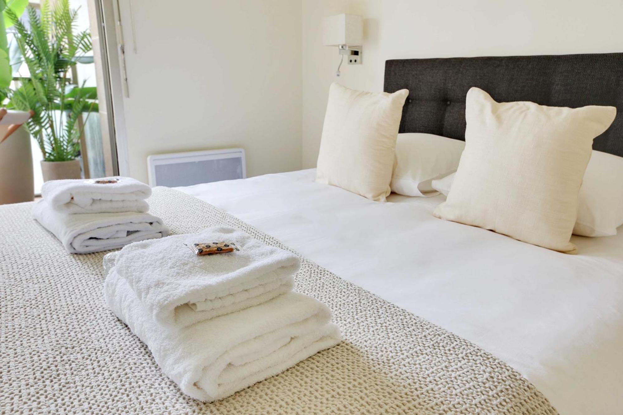 Chic Apartment - 1Br-4P - Place Des Vosges ปารีส ภายนอก รูปภาพ